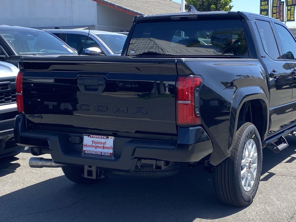 2026 Toyota TACOMA SR5 — миниатюра 4