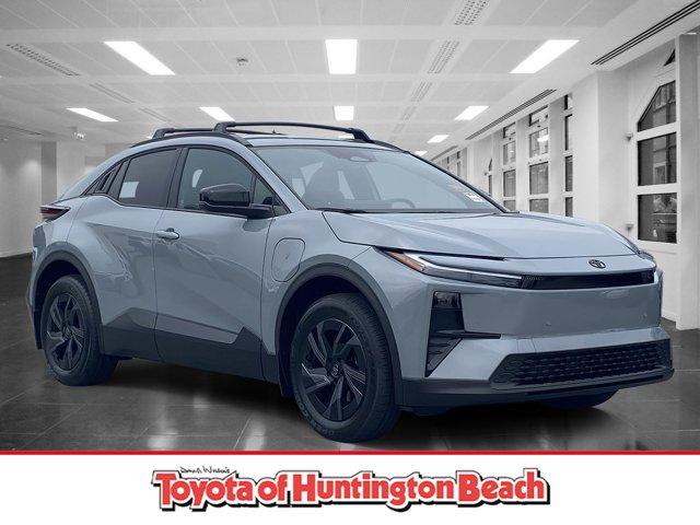 New 2026 Toyota C-HR SE