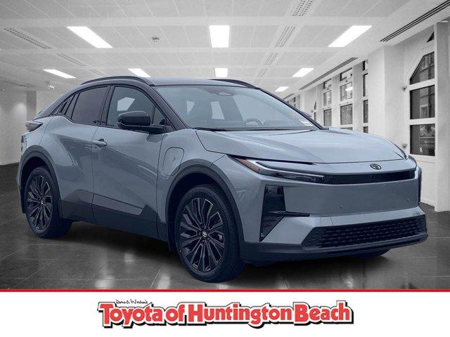 New 2026 Toyota C-HR XSE