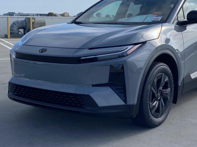 2026 Toyota C-HR SE photo 7