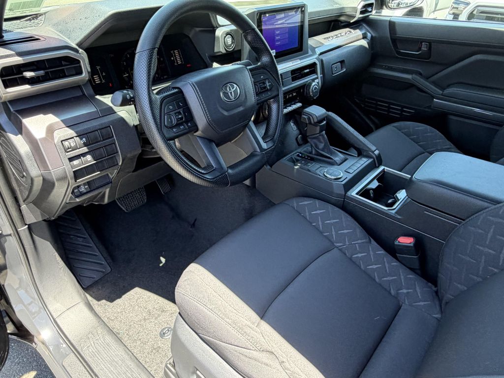 2026 Toyota TACOMA SR5 — миниатюра 17