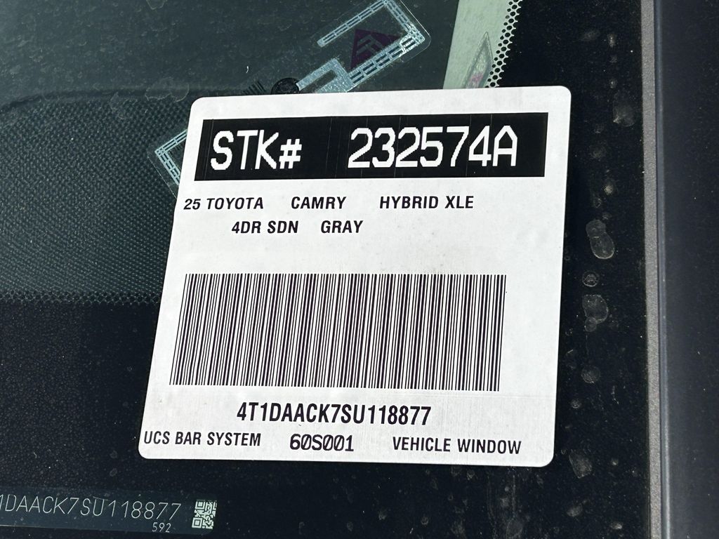 2025 Toyota CAMRY XLE 照片 9
