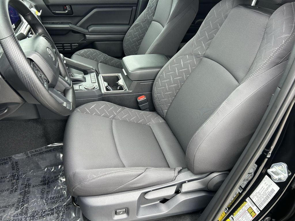 صورة مصغرة 18 لـ 2026 Toyota TACOMA SR5