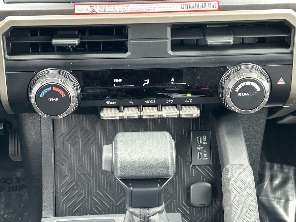 صورة مصغرة 15 لـ 2026 Toyota TACOMA SR5