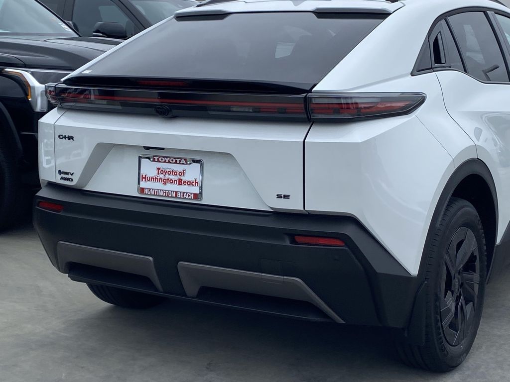 2026 Toyota C-HR SE 照片 4