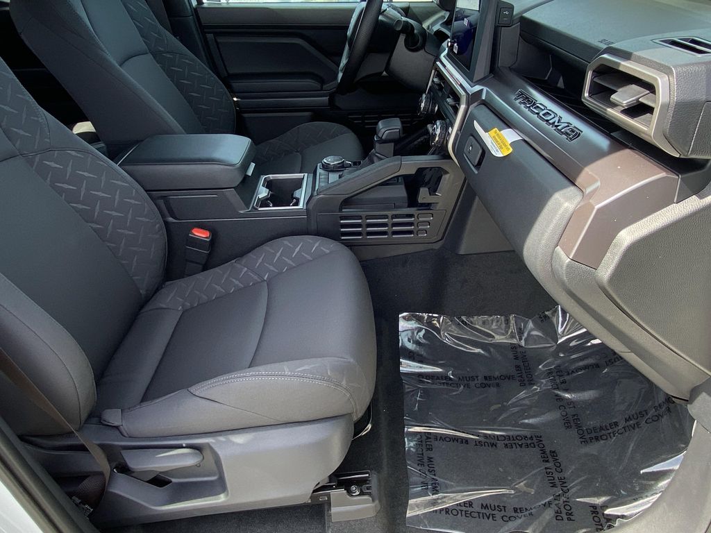 2026 Toyota TACOMA SR5 缩略图 11
