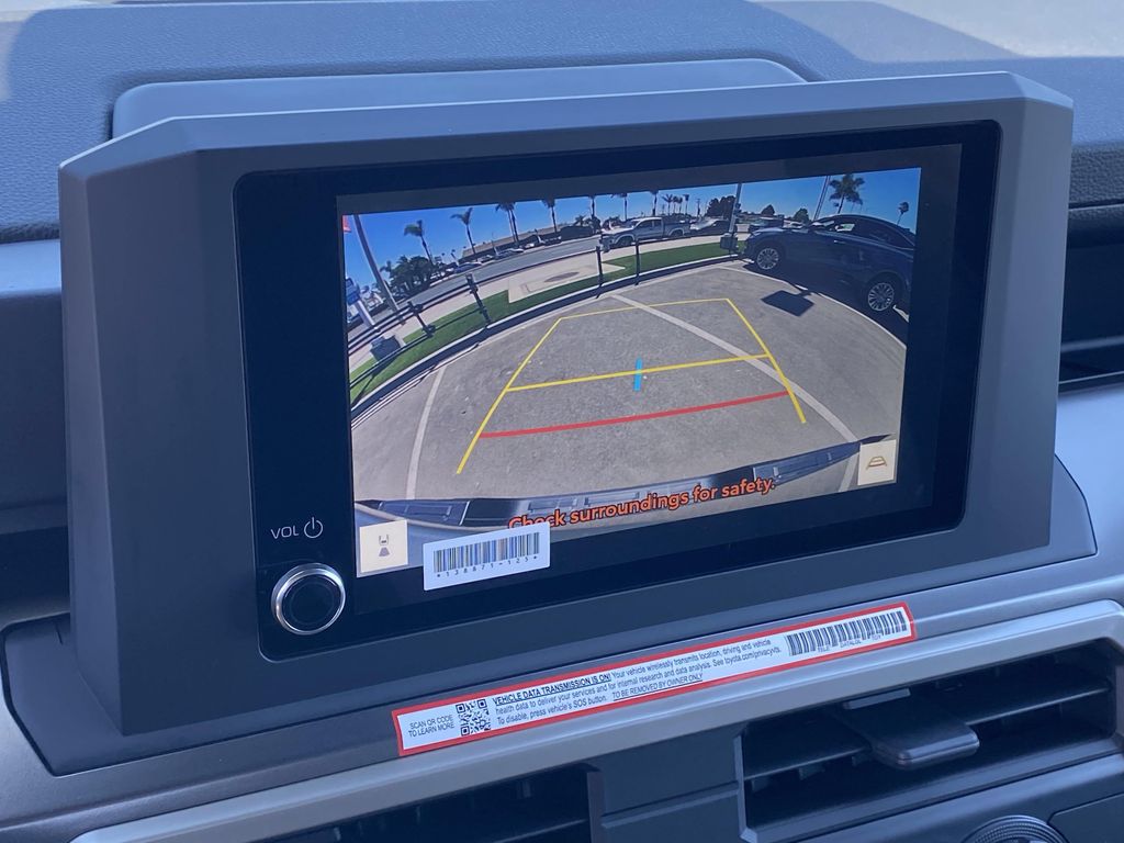 صورة مصغرة 16 لـ 2025 Toyota TACOMA SR5