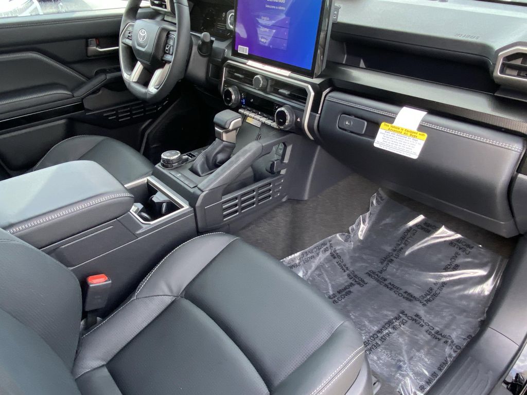صورة 10 لـ 2026 Toyota 4RUNNER LIMITED