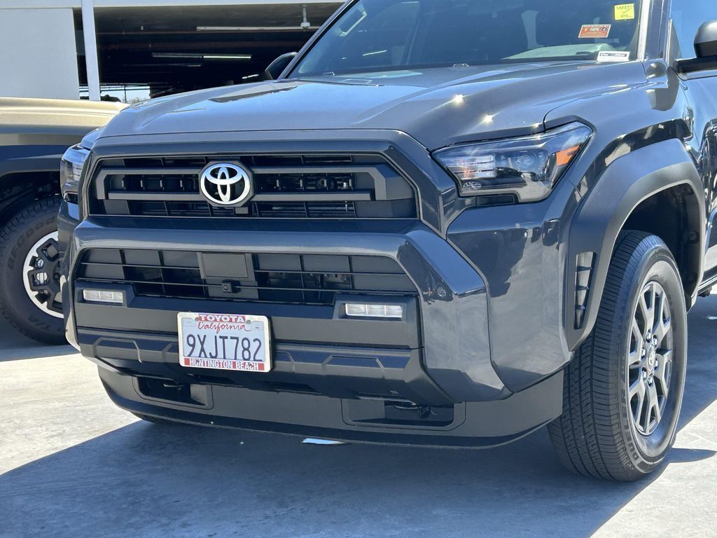 صورة 7 لـ 2026 Toyota 4RUNNER SR5