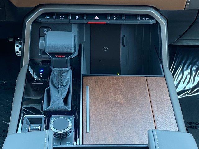 صورة مصغرة 15 لـ 2026 Toyota TUNDRA 1794 EDITION