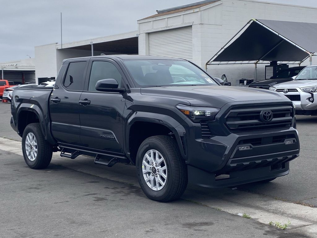 2026 Toyota TACOMA SR5 照片 2