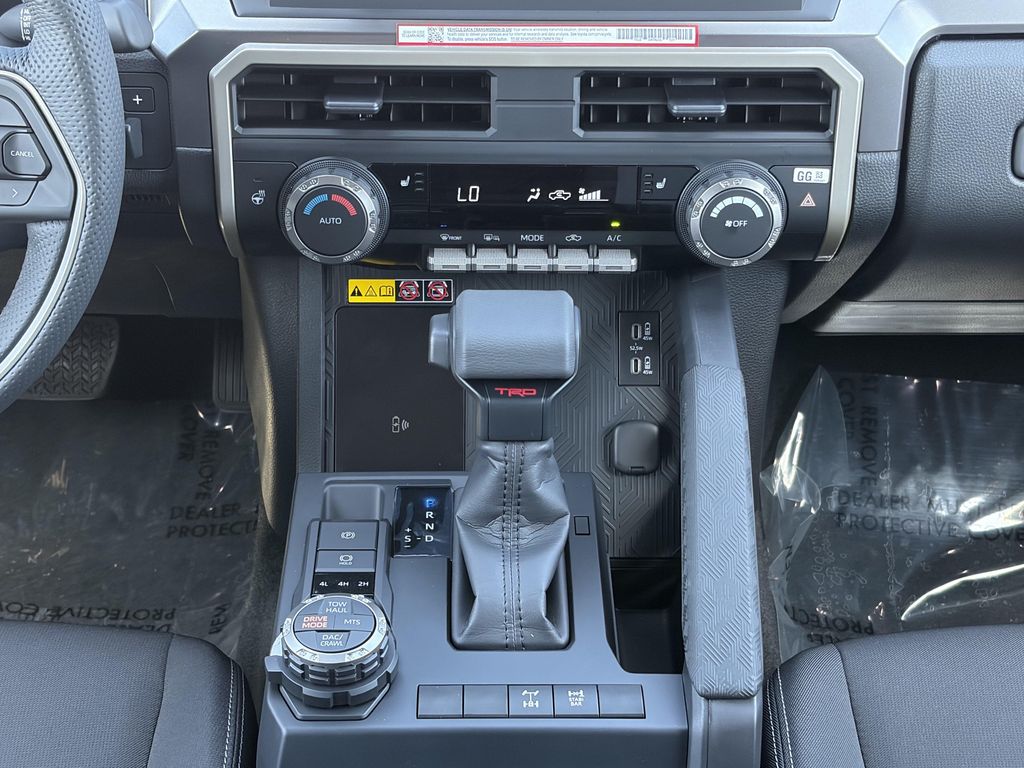 صورة 14 لـ 2026 Toyota TACOMA HYBRID TRD OFF ROAD