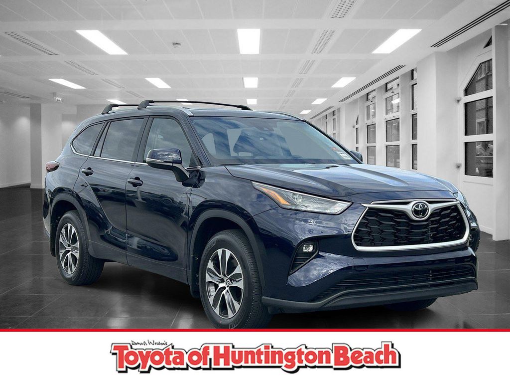 New 2026 Toyota Highlander XLE