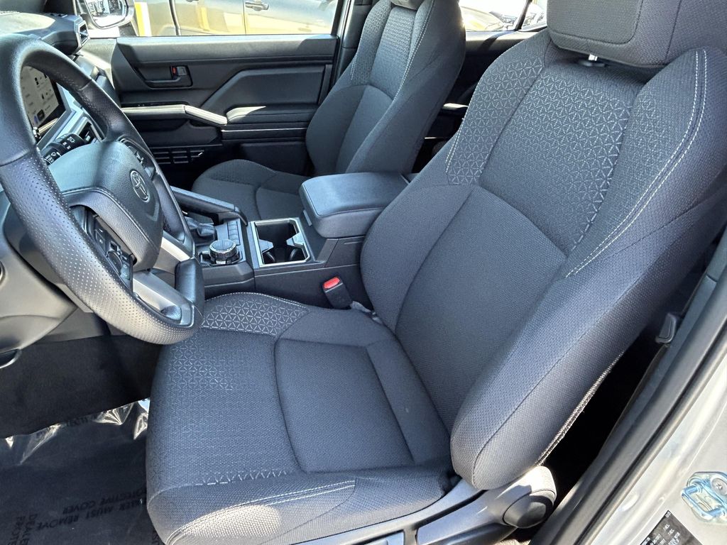 صورة مصغرة 25 لـ 2026 Toyota 4RUNNER SR5