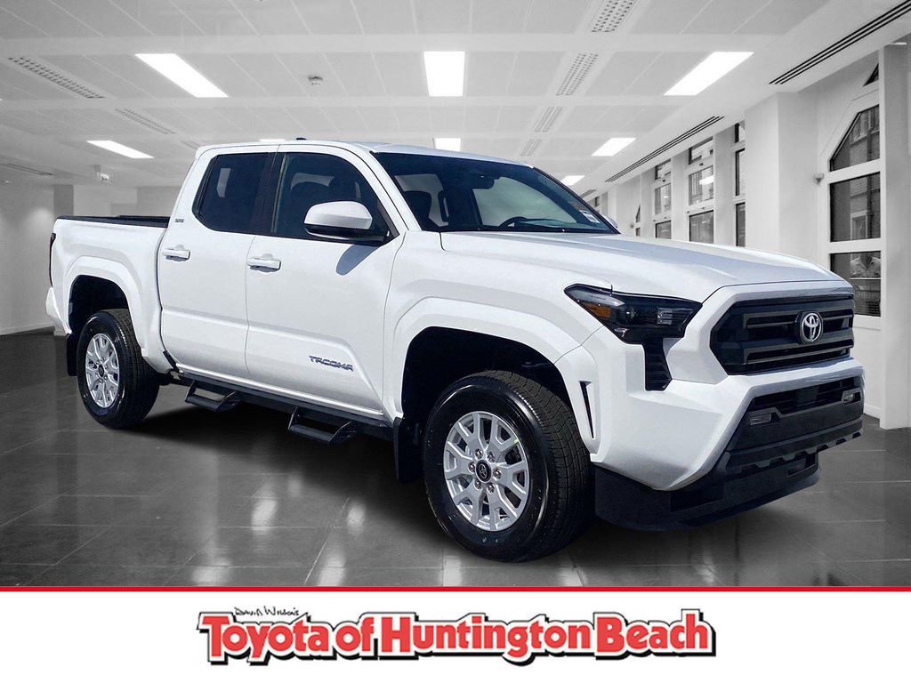 New 2025 Toyota Tacoma SR5