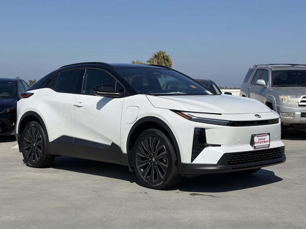 صورة 2 لـ 2026 Toyota C-HR XSE