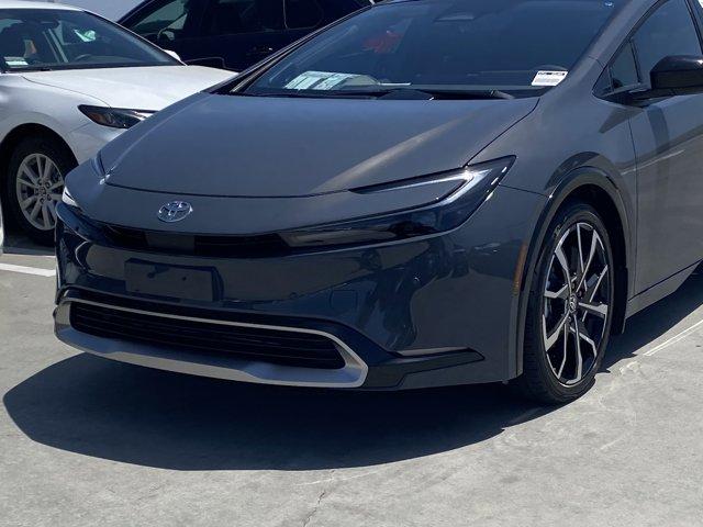 2026 Toyota PRIUS PLUG-IN HYBRID XSE PREMIUM photo 7