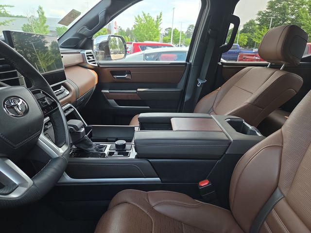 TOYOTA TUNDRA - 10