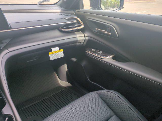 صورة مصغرة 16 لـ 2025 Toyota CROWN NIGHTSHADE EDITION