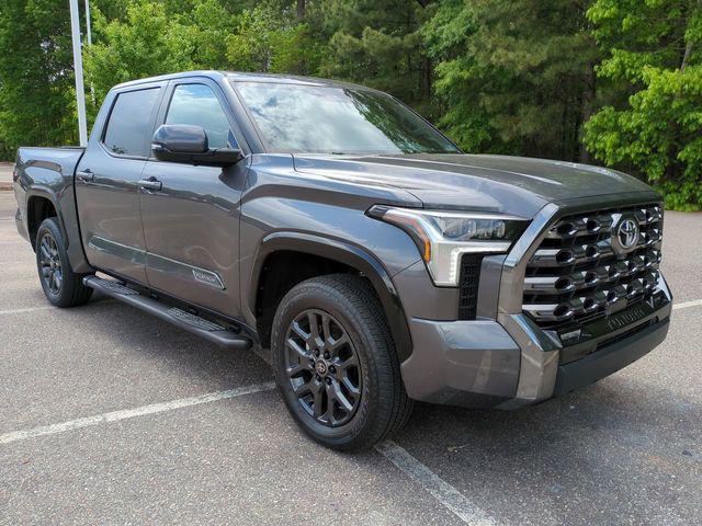 TOYOTA TUNDRA - 2