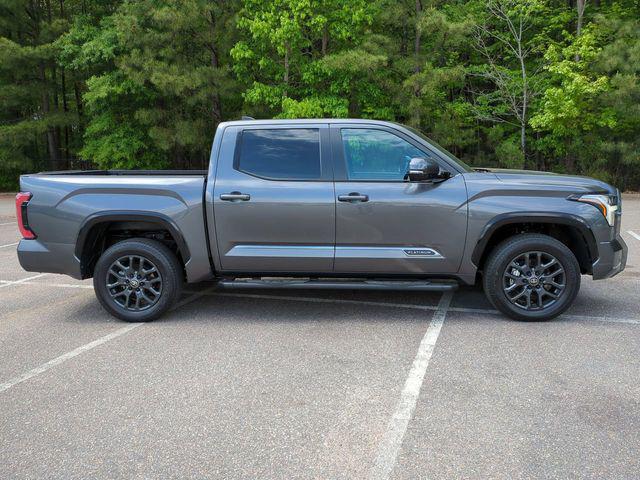 TOYOTA TUNDRA - 3