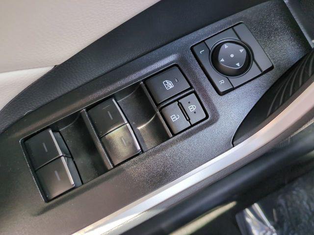2025 Toyota RAV4 HYBRID XLE — миниатюра 22