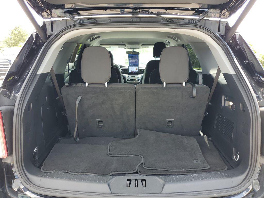 2023 FORD EXPLORER XLT 照片 9