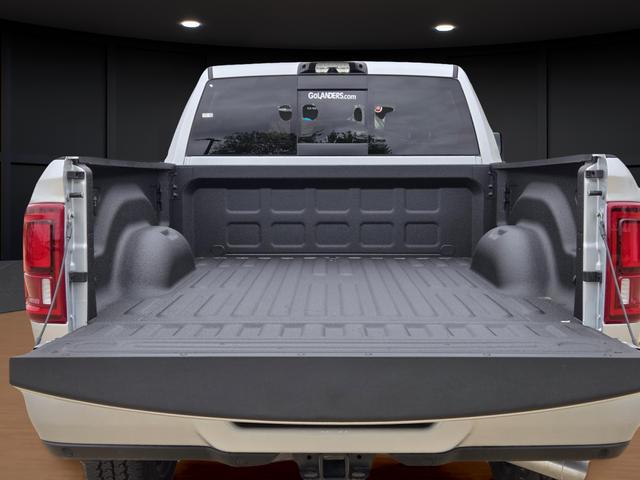 2026 RAM 2500 LARAMIE CREW CAB 4X4 6'4' BOX photo 8