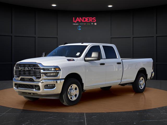 New 2026 RAM 2500 Tradesman Crew Cab 4x2 8' Box