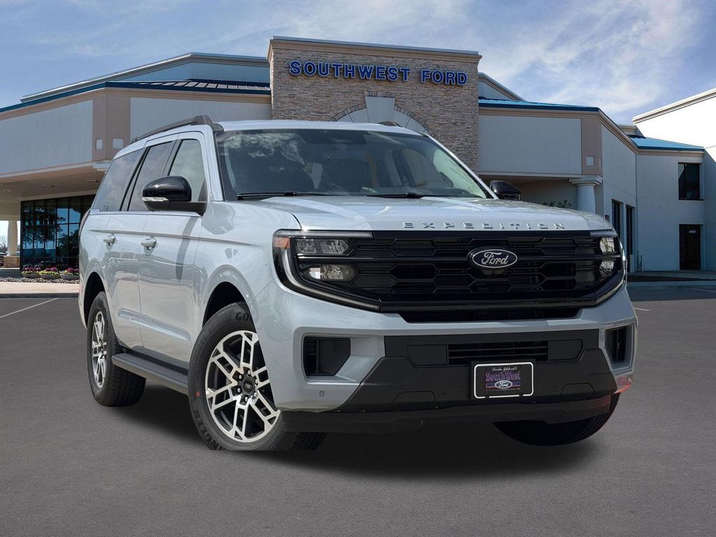 New 2026 Ford Expedition Active