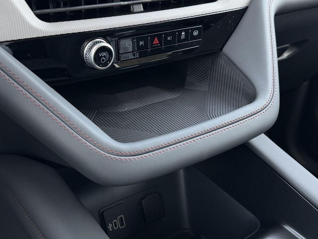 2026 FORD EXPLORER ACTIVE — миниатюра 18