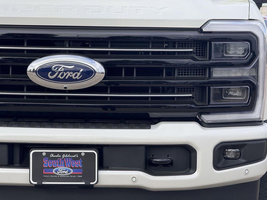 صورة 7 لـ 2026 FORD F-250 PLATINUM