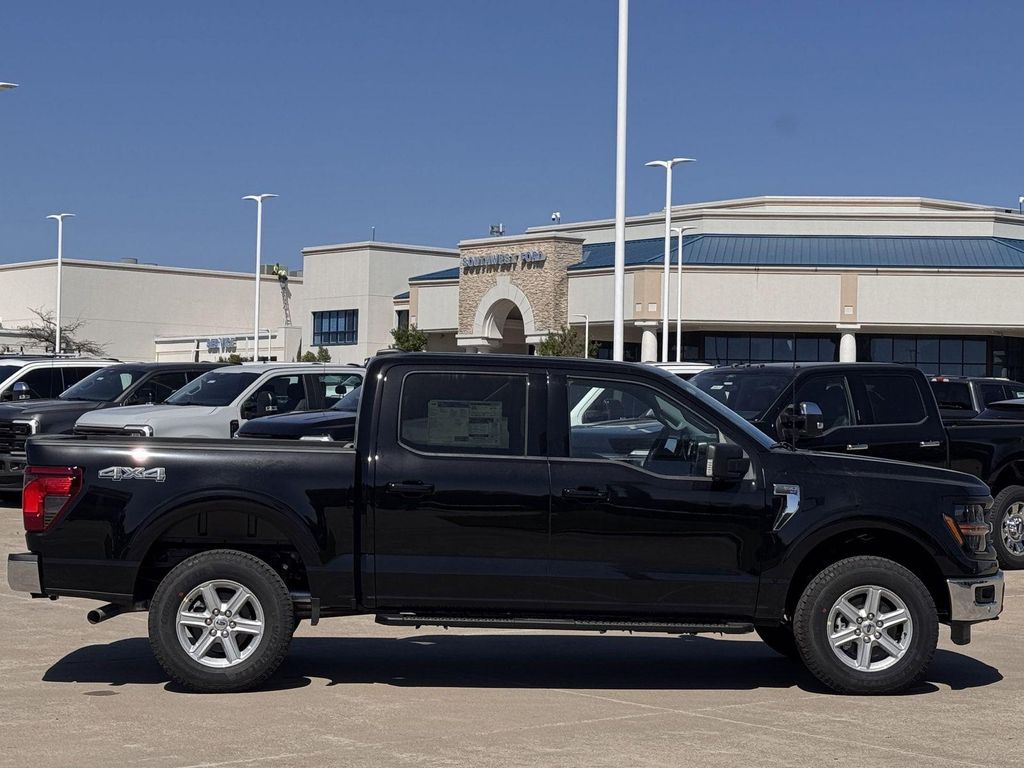 صورة 3 لـ 2026 FORD F-150 XLT
