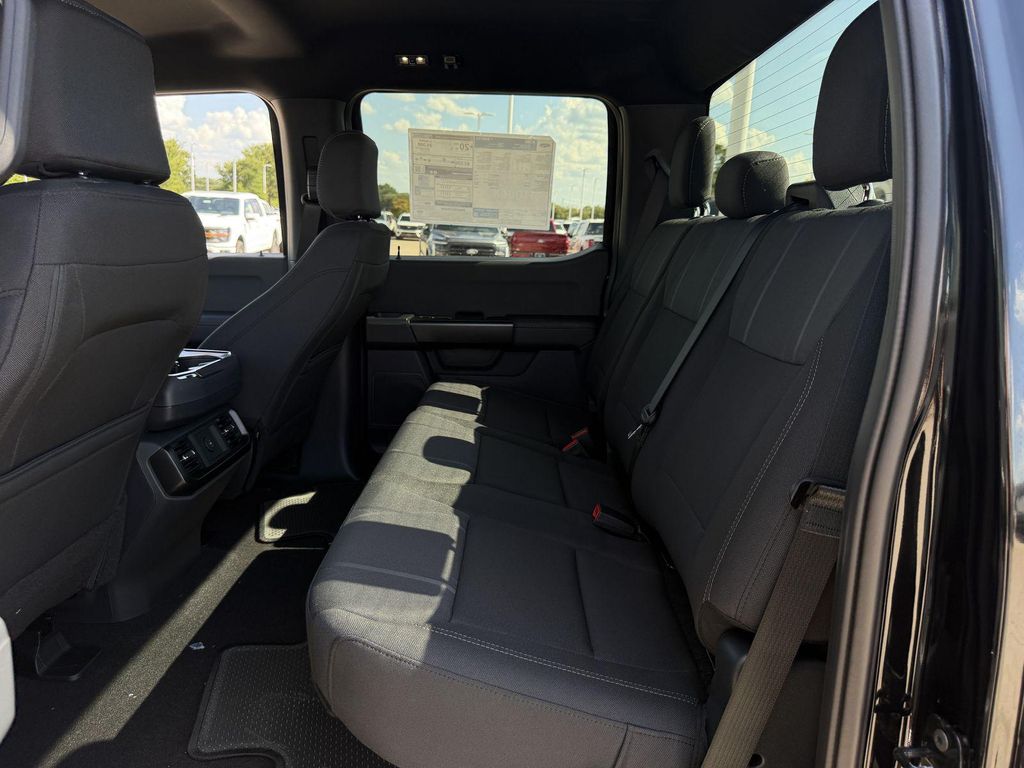 صورة مصغرة 25 لـ 2026 FORD F-150 STX