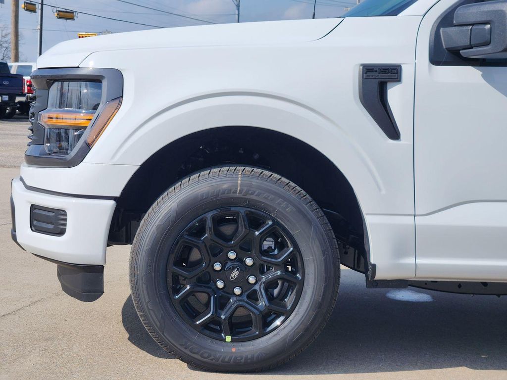 FORD F-150 STX - 9