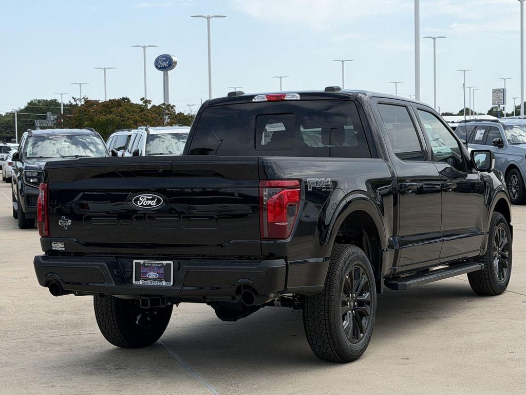 صورة 4 لـ 2026 FORD F-150 XLT