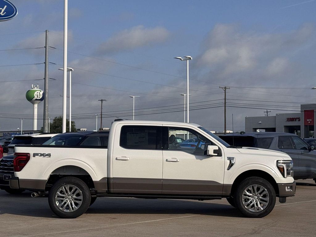 FORD F-150 KING RANCH - 3