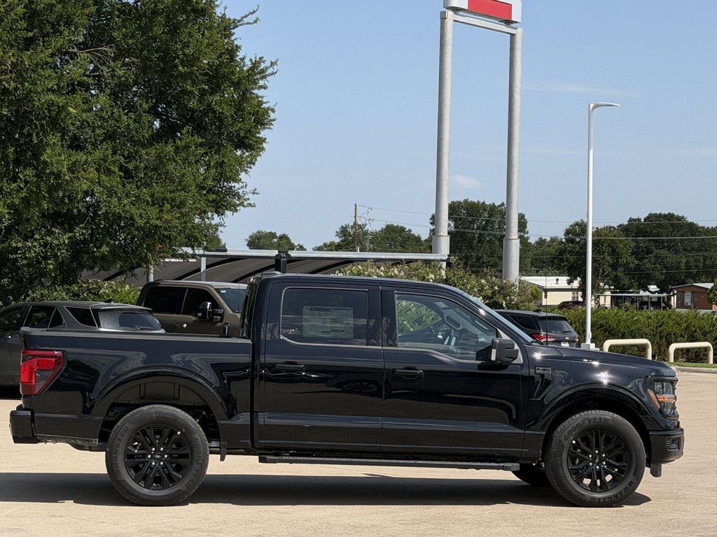 صورة 3 لـ 2026 FORD F-150 XLT