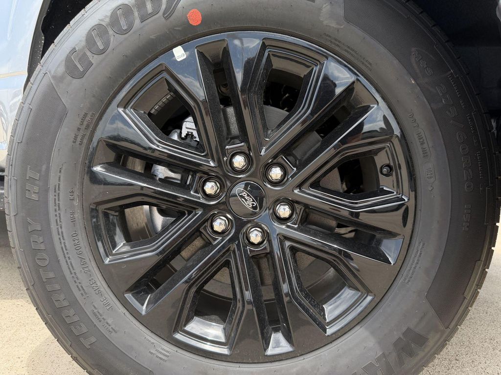 2026 FORD F-150 XLT 照片 8