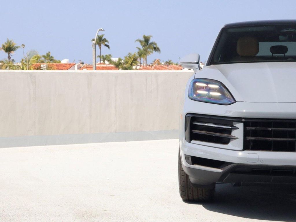صورة مصغرة 12 لـ 2026 Porsche CAYENNE