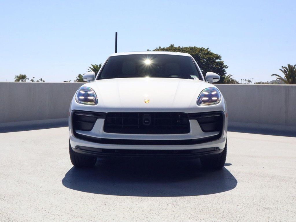 2025 Porsche MACAN 照片 6