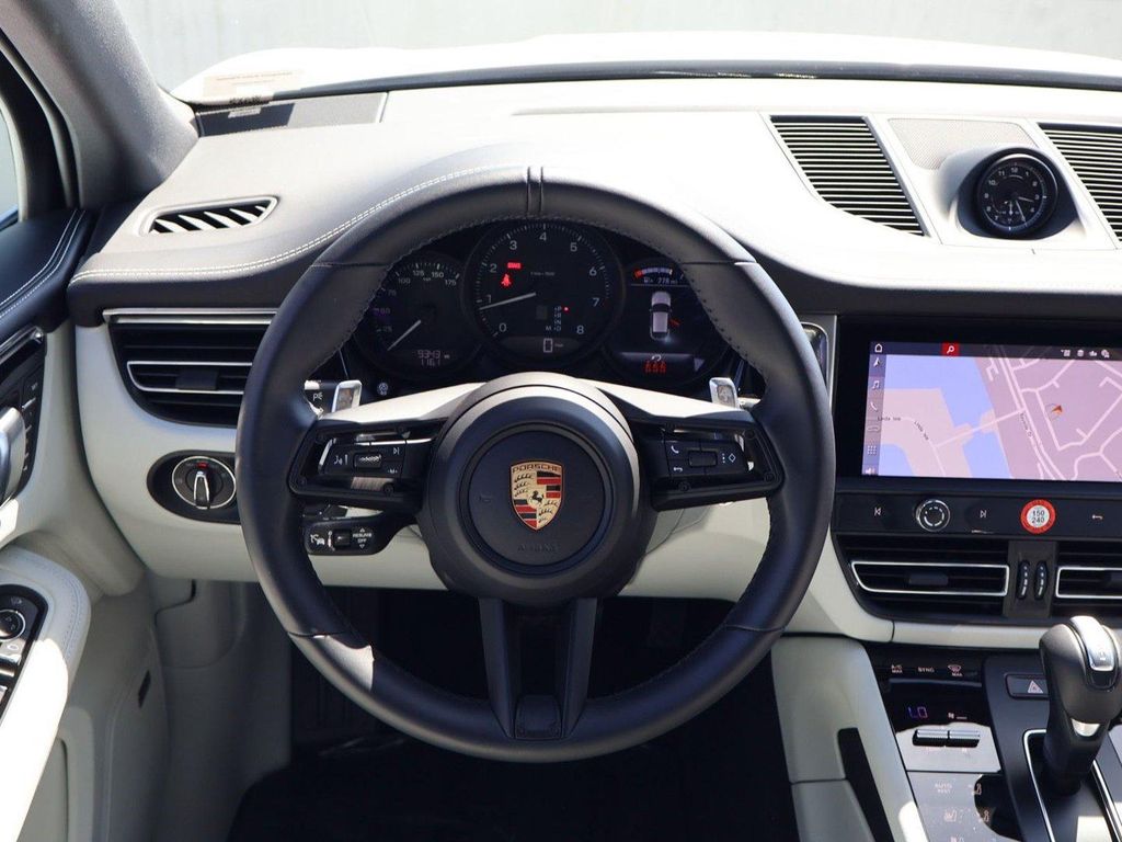 صورة مصغرة 15 لـ 2025 Porsche MACAN