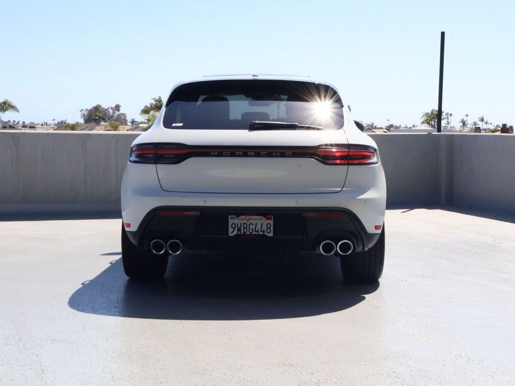2025 Porsche MACAN 照片 10
