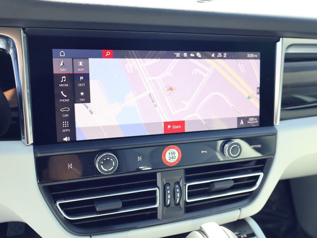 صورة مصغرة 18 لـ 2025 Porsche MACAN