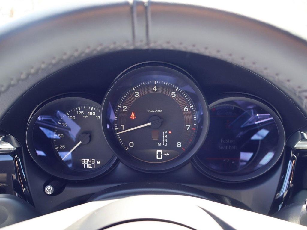صورة مصغرة 16 لـ 2025 Porsche MACAN