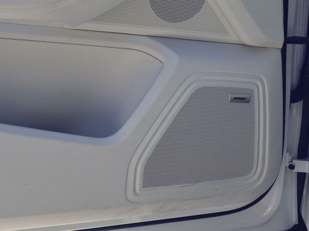 صورة مصغرة 14 لـ 2025 Porsche MACAN