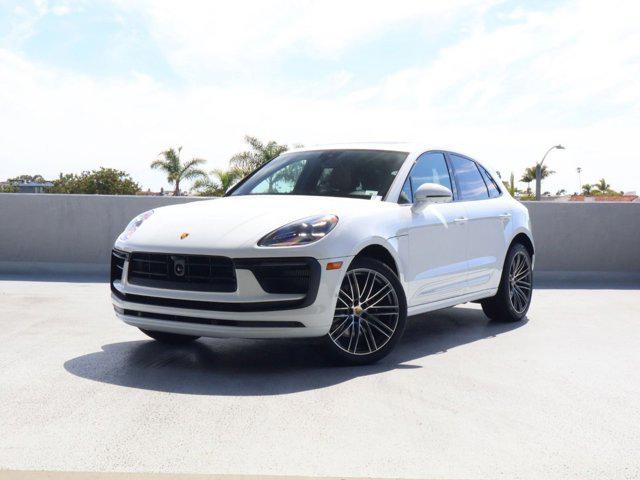 New 2026 Porsche Macan Macan