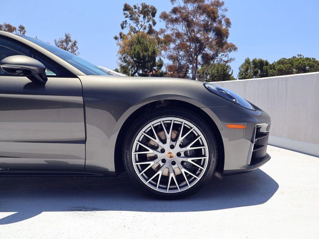 صورة مصغرة 11 لـ 2026 Porsche PANAMERA 4