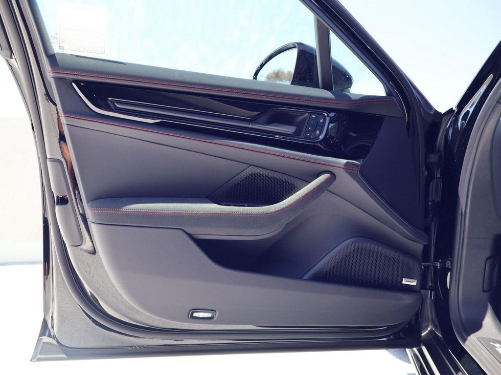 صورة مصغرة 14 لـ 2026 Porsche PANAMERA GTS