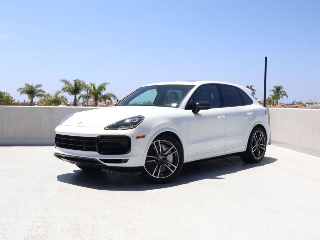 صورة 1 لـ 2023 Porsche CAYENNE TURBO